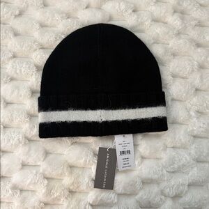 Amicale Cashmere Black and White Knit Beanie